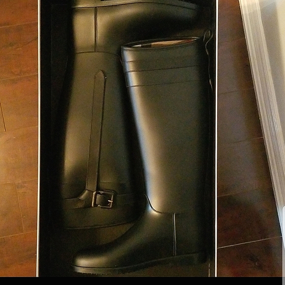 Burberry Rainboots - A:LF Brain R&B - Picture 2 of 7